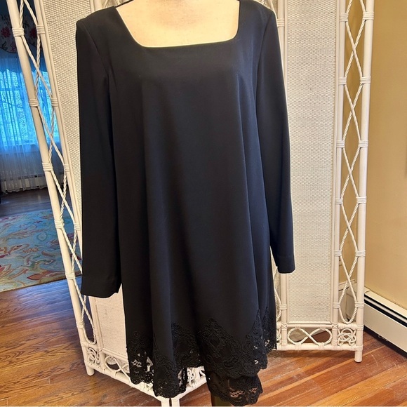 Liz Claiborne Black Cocktail Dress Sheath with Overlay Lace Hem Vintage size 16 - Picture 3 of 17